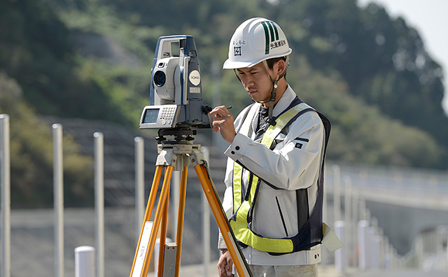 社会インフラ事業を通じ、地域の社会基盤の整備に貢献