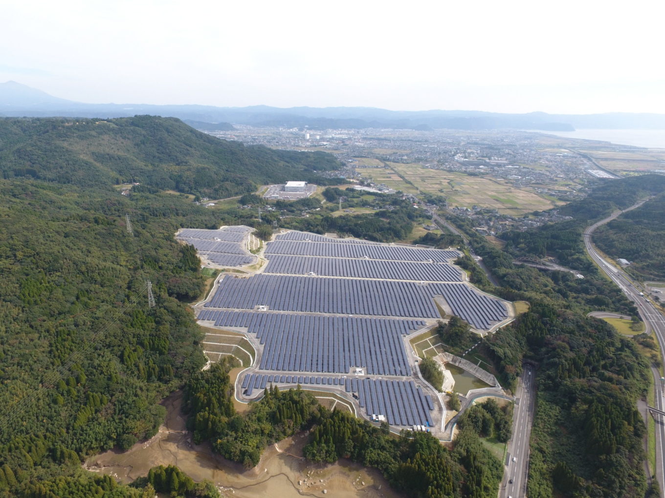 霧島隼人太陽光発電所造成イメージ