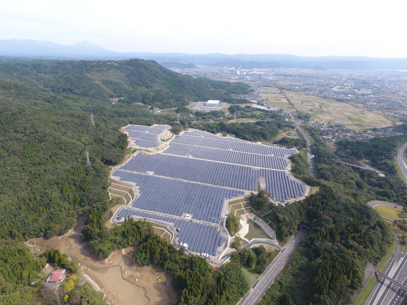 霧島隼人太陽光発電所造成イメージ