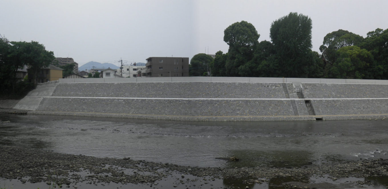 白川子飼下流地区築堤護岸イメージ