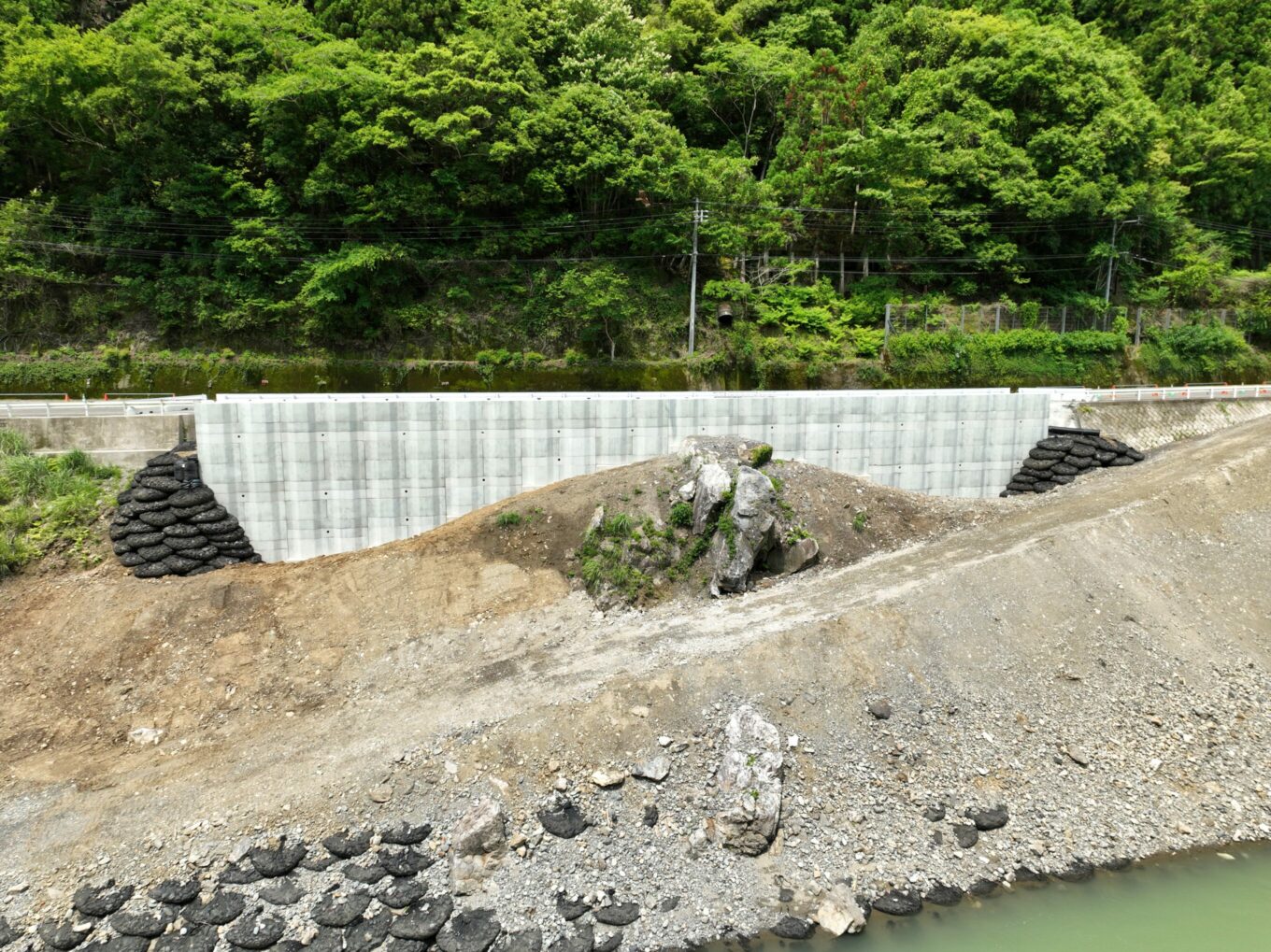 国道２１９号災害復旧川嶽地区擁壁工（その２）工事イメージ