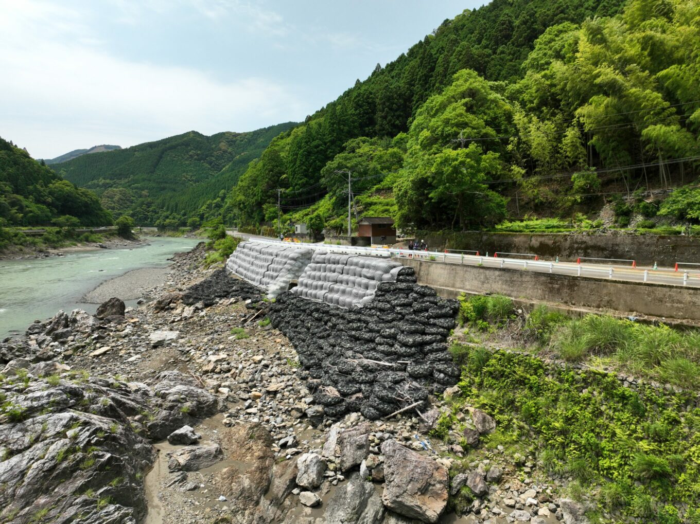 国道２１９号災害復旧川嶽地区擁壁工（その２）工事イメージ